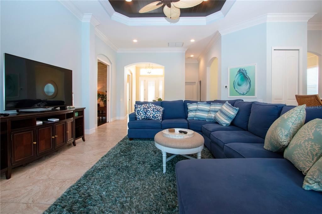 For Rent: $3,500 (2 beds, 2 baths, 1999 Square Feet)