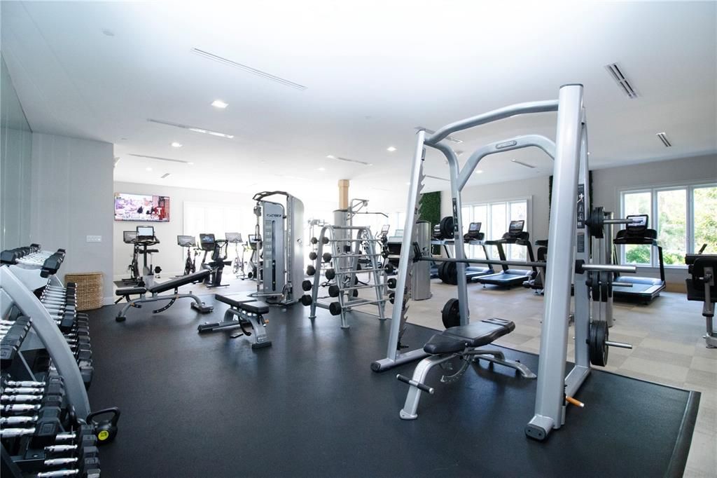 For Rent: $3,500 (2 beds, 2 baths, 1999 Square Feet)