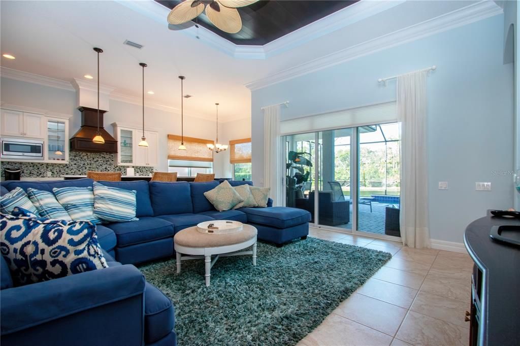 For Rent: $3,500 (2 beds, 2 baths, 1999 Square Feet)