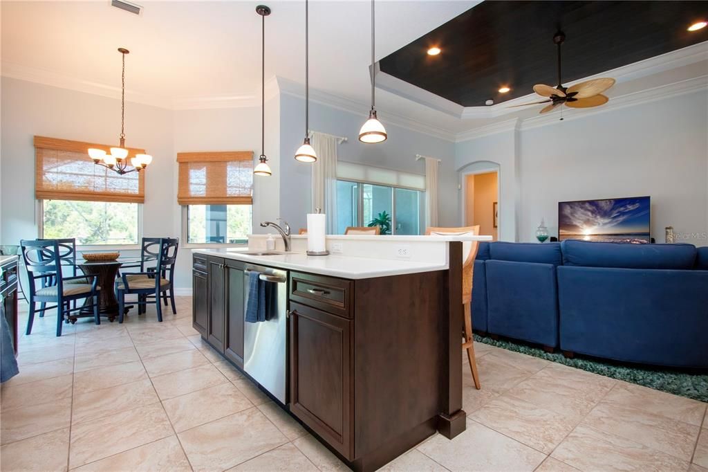 For Rent: $3,500 (2 beds, 2 baths, 1999 Square Feet)