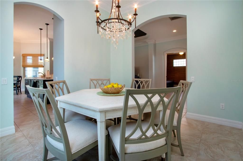 For Rent: $3,500 (2 beds, 2 baths, 1999 Square Feet)