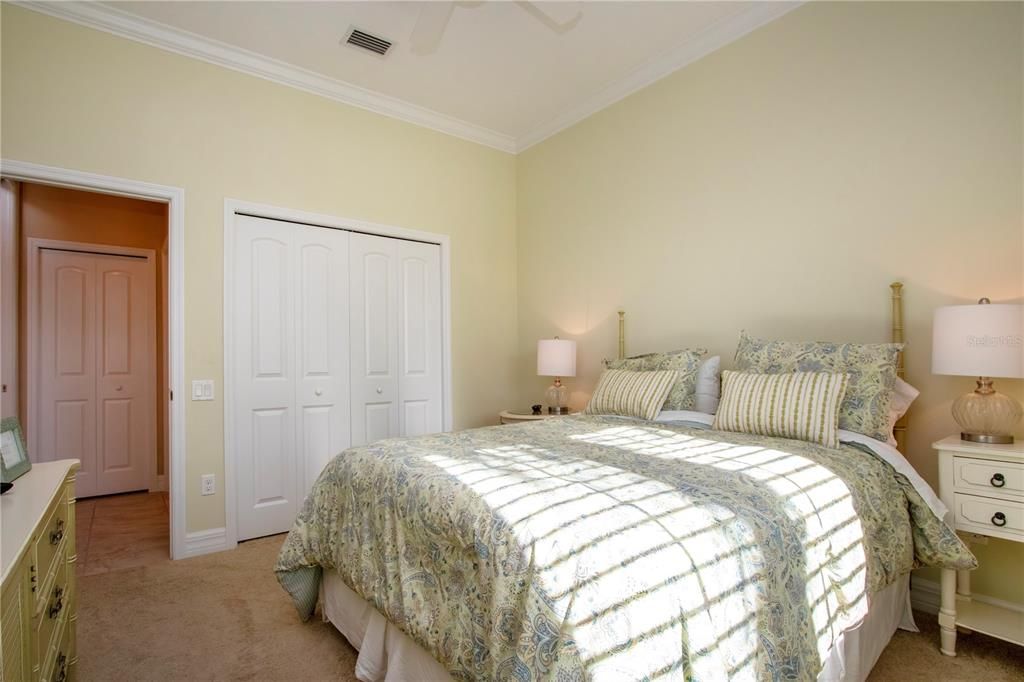 For Rent: $3,500 (2 beds, 2 baths, 1999 Square Feet)