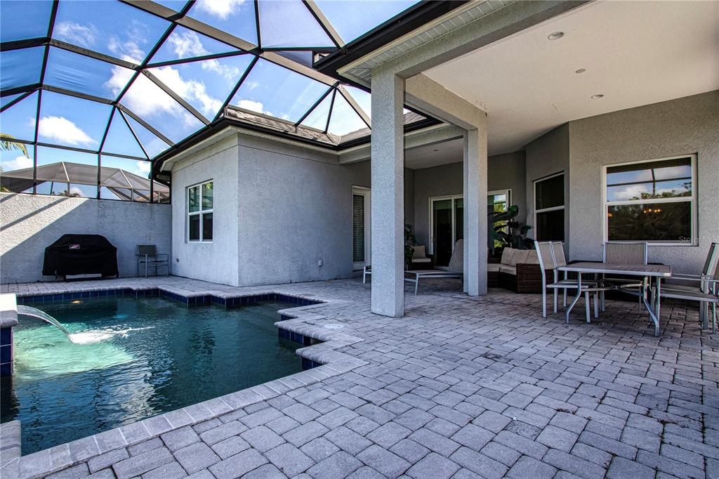 For Rent: $3,500 (2 beds, 2 baths, 1999 Square Feet)