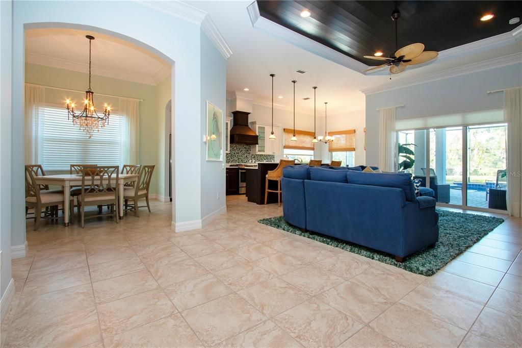 For Rent: $3,500 (2 beds, 2 baths, 1999 Square Feet)