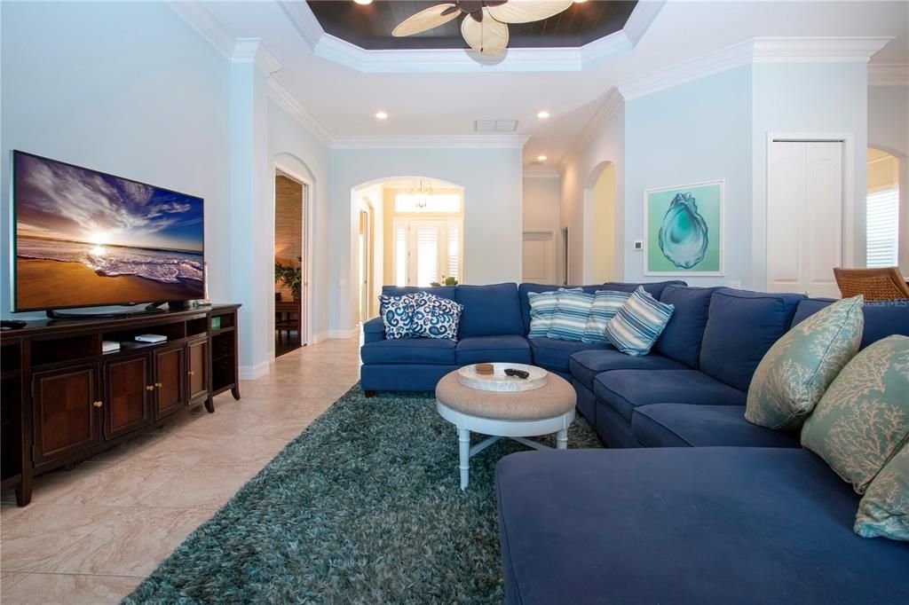 For Rent: $3,500 (2 beds, 2 baths, 1999 Square Feet)