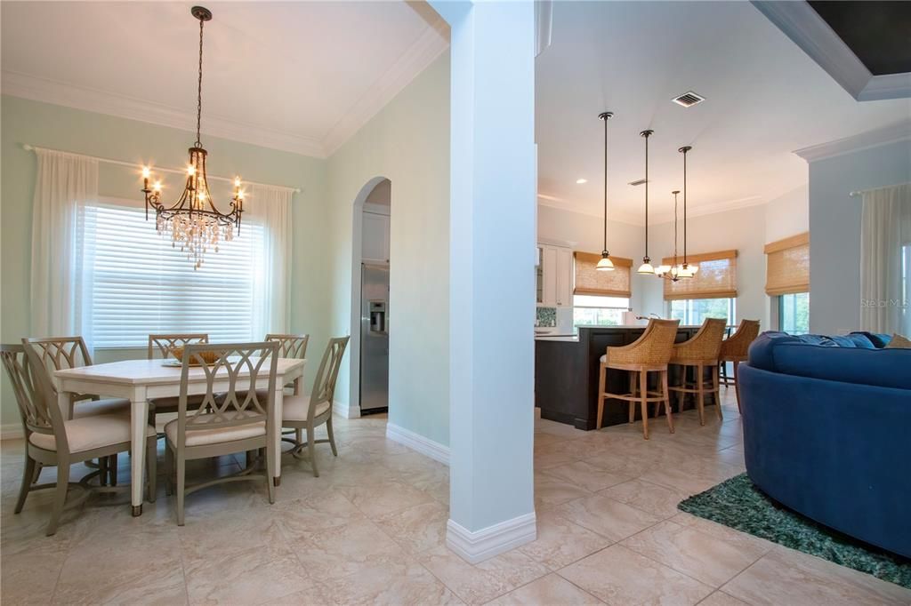 For Rent: $3,500 (2 beds, 2 baths, 1999 Square Feet)