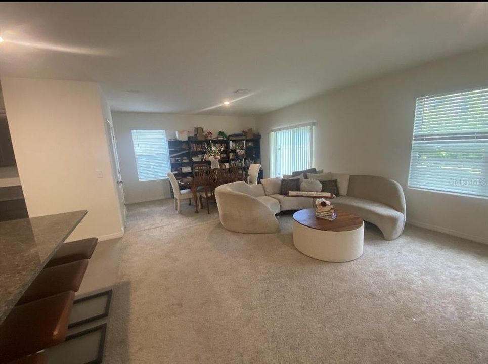 For Rent: $2,700 (4 beds, 2 baths, 2328 Square Feet)