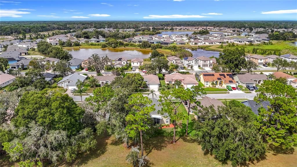 For Sale: $349,900 (3 beds, 2 baths, 1587 Square Feet)