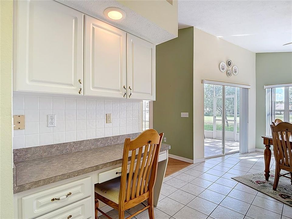 For Sale: $349,900 (3 beds, 2 baths, 1587 Square Feet)