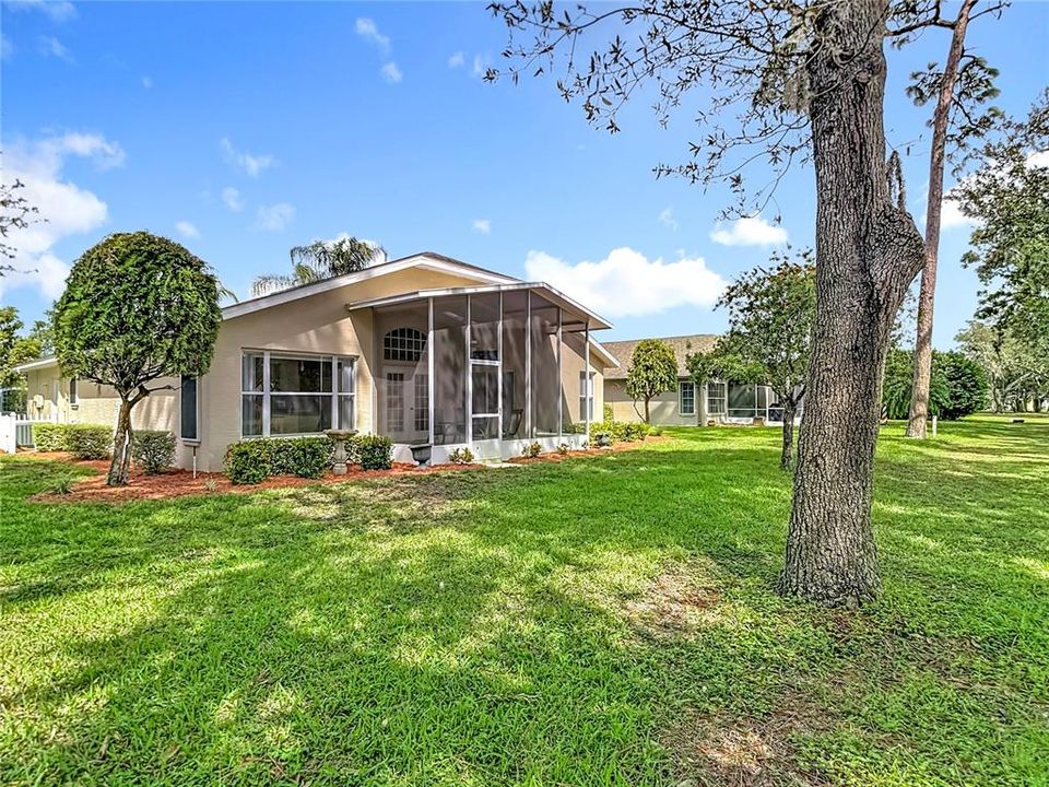 For Sale: $349,900 (3 beds, 2 baths, 1587 Square Feet)