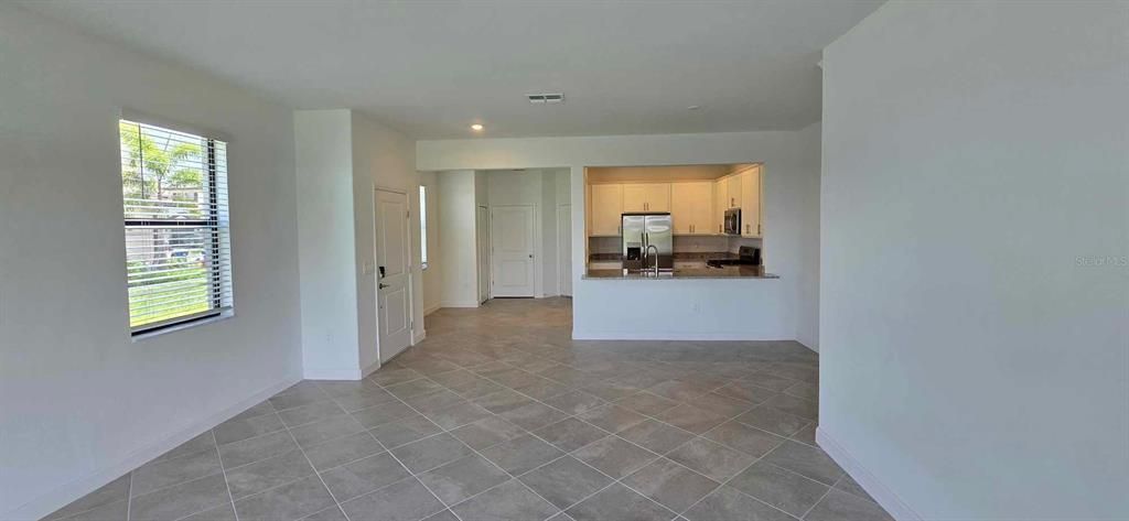 В аренду: $2,395 (3 спален, 2 ванн, 1871 Квадратных фут)