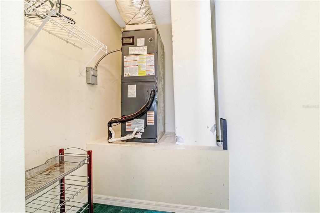 For Sale: $629,900 (4 beds, 3 baths, 2551 Square Feet)