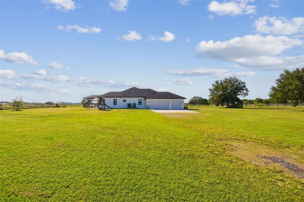 For Sale: $1,289,900 (4 beds, 3 baths, 2625 Square Feet)