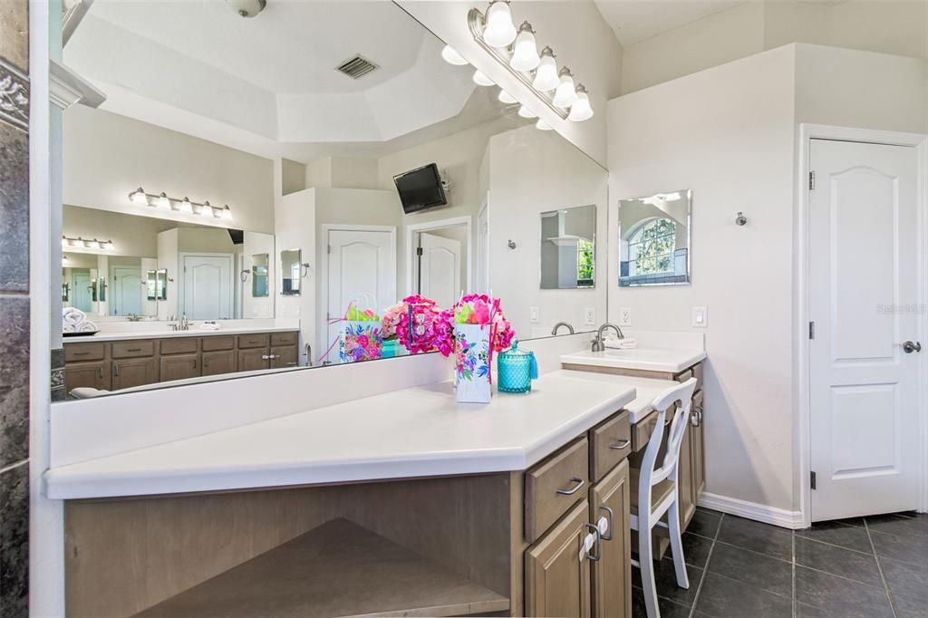 For Sale: $1,289,900 (4 beds, 3 baths, 2625 Square Feet)