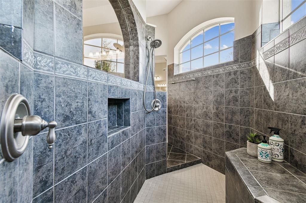 For Sale: $1,289,900 (4 beds, 3 baths, 2625 Square Feet)