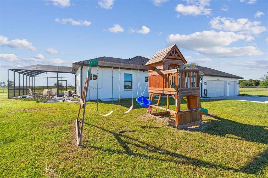 For Sale: $1,289,900 (4 beds, 3 baths, 2625 Square Feet)