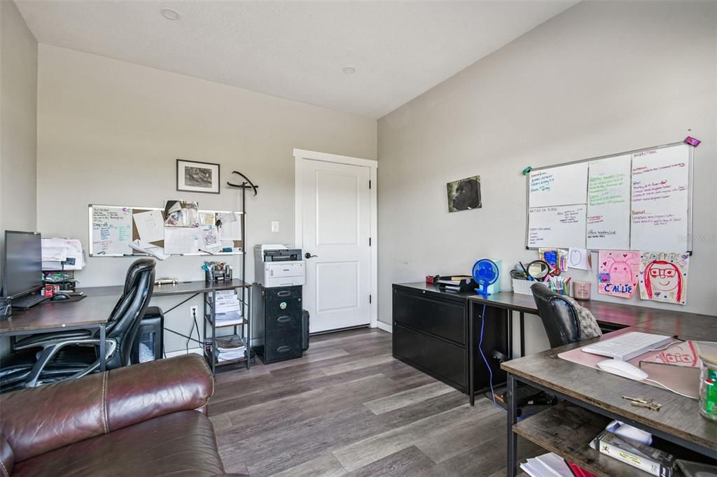 For Sale: $1,289,900 (4 beds, 3 baths, 2625 Square Feet)