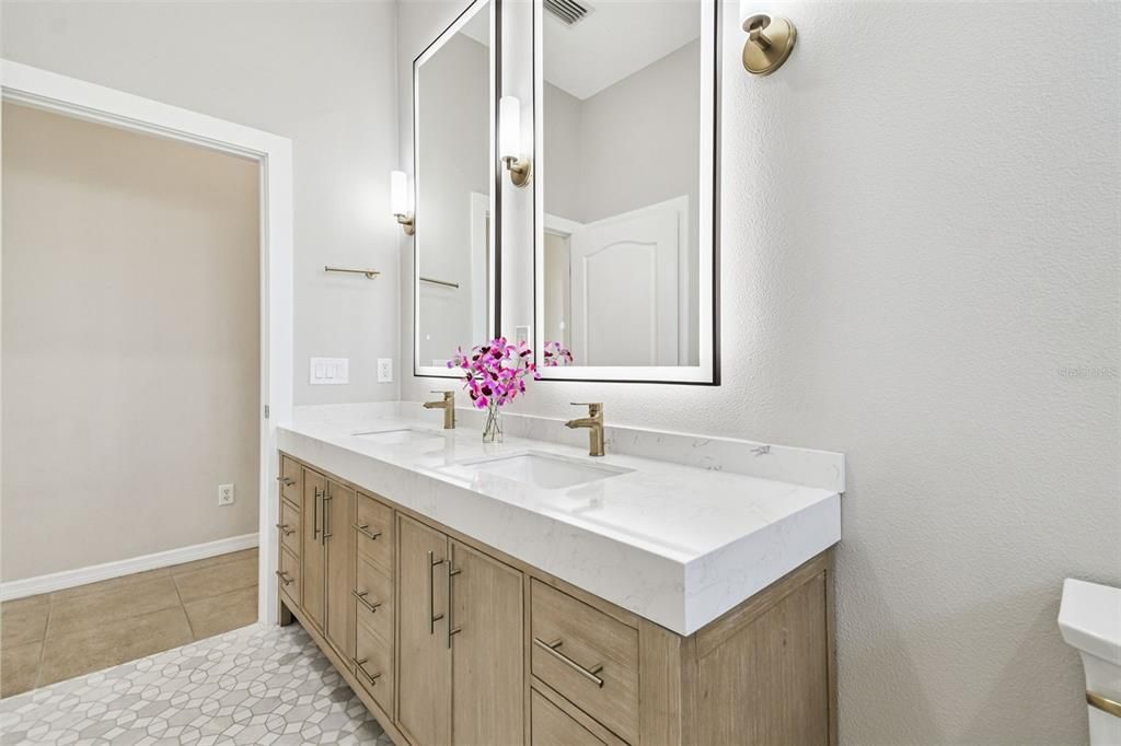 For Sale: $1,289,900 (4 beds, 3 baths, 2625 Square Feet)