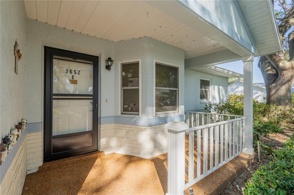 For Sale: $159,000 (2 beds, 2 baths, 1059 Square Feet)