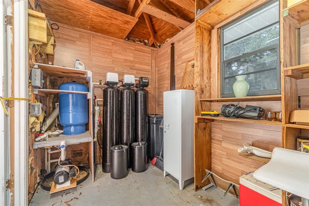 На продажу: $349,000 (2 спален, 2 ванн, 970 Квадратных фут)