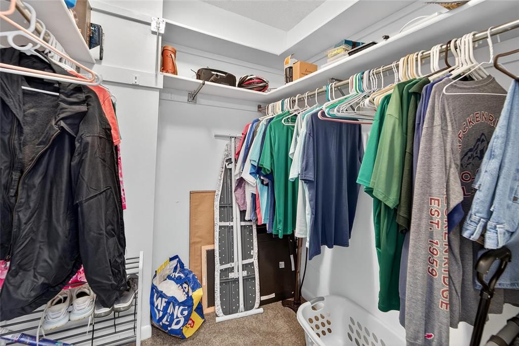 For Sale: $238,000 (1 beds, 1 baths, 745 Square Feet)