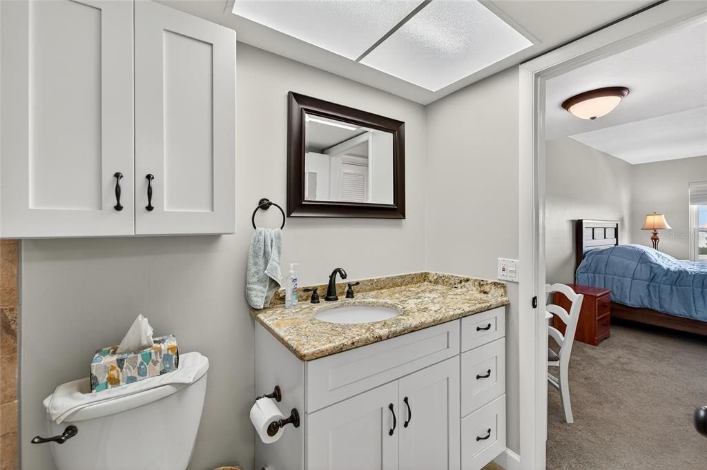 For Sale: $238,000 (1 beds, 1 baths, 745 Square Feet)