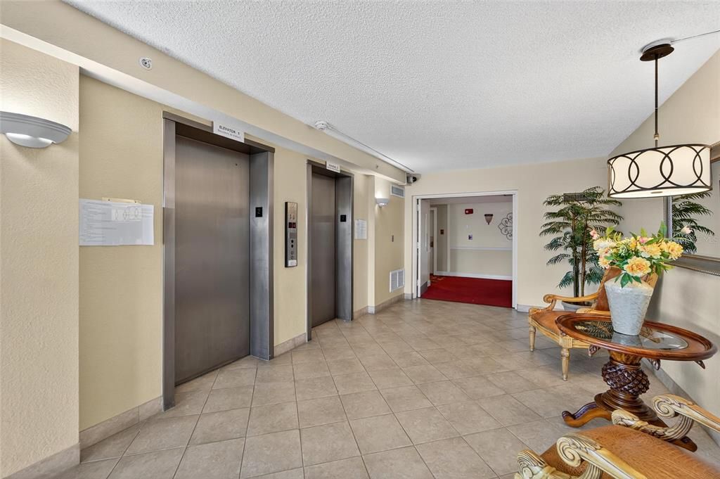 For Sale: $238,000 (1 beds, 1 baths, 745 Square Feet)