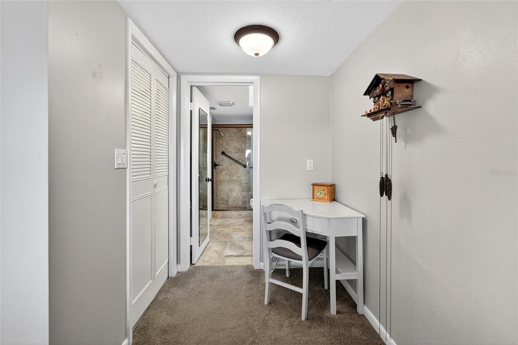 For Sale: $238,000 (1 beds, 1 baths, 745 Square Feet)