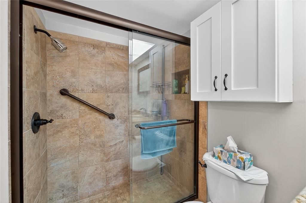 For Sale: $238,000 (1 beds, 1 baths, 745 Square Feet)