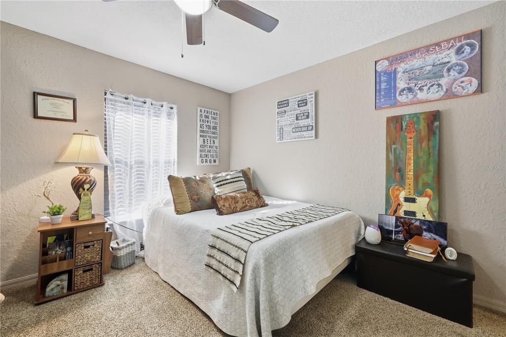 Active With Contract: $245,000 (3 beds, 2 baths, 1548 Square Feet)