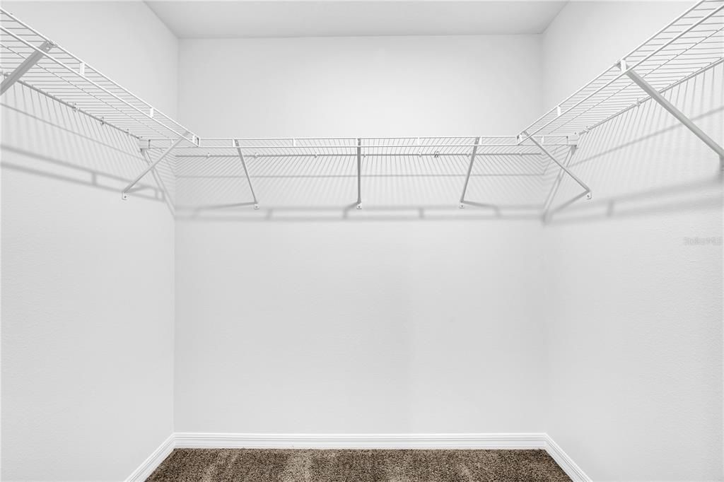 Под контрактом: $2,700 (3 спален, 2 ванн, 1817 Квадратных фут)