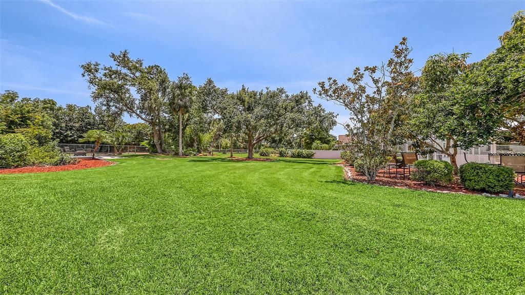 Active With Contract: $750,000 (4 beds, 2 baths, 2092 Square Feet)