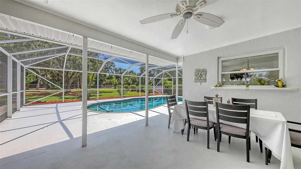 Active With Contract: $750,000 (4 beds, 2 baths, 2092 Square Feet)