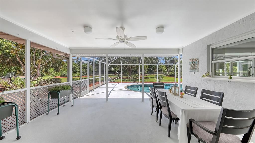 Active With Contract: $750,000 (4 beds, 2 baths, 2092 Square Feet)