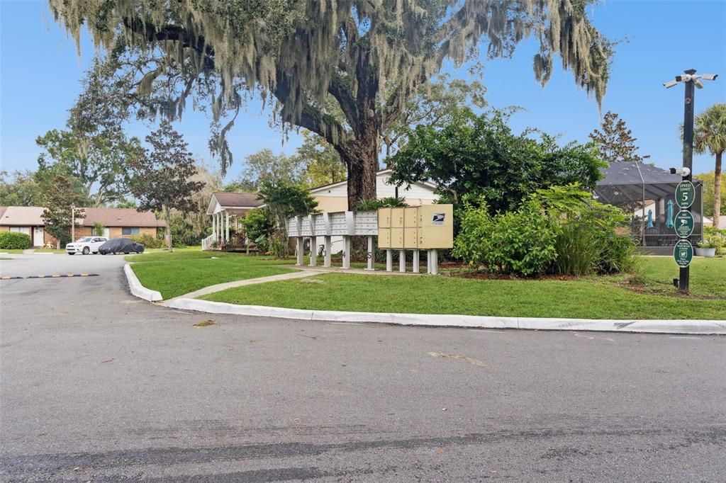 For Sale: $162,000 (3 beds, 2 baths, 956 Square Feet)