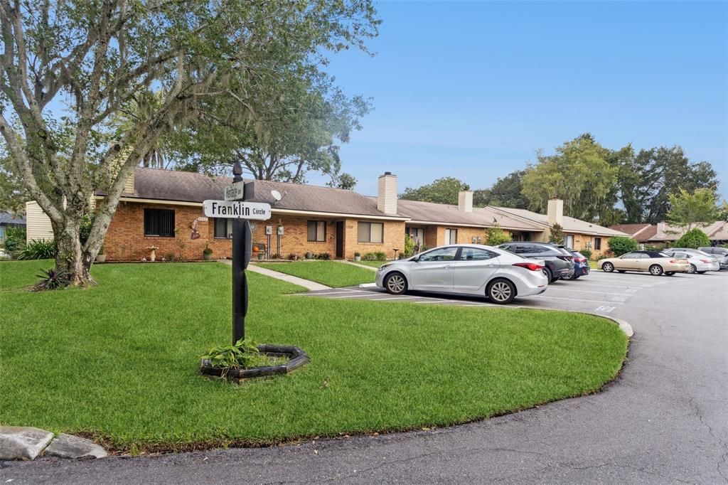 For Sale: $162,000 (3 beds, 2 baths, 956 Square Feet)