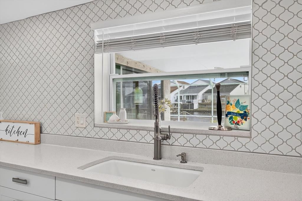 For Rent: $3,500 (3 beds, 3 baths, 2000 Square Feet)