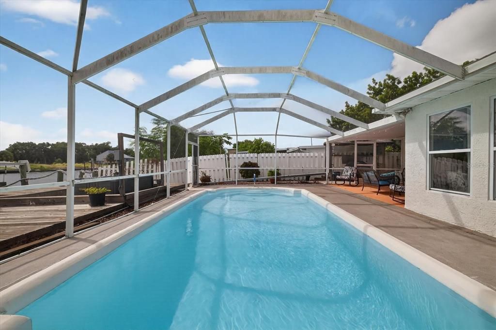 For Rent: $3,500 (3 beds, 3 baths, 2000 Square Feet)