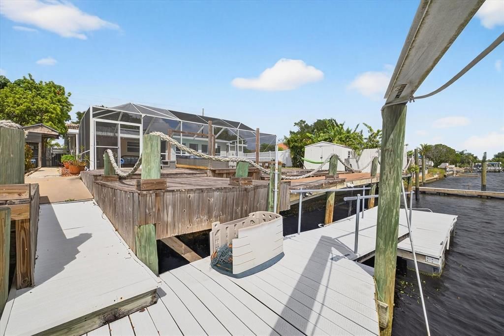 For Rent: $3,500 (3 beds, 3 baths, 2000 Square Feet)