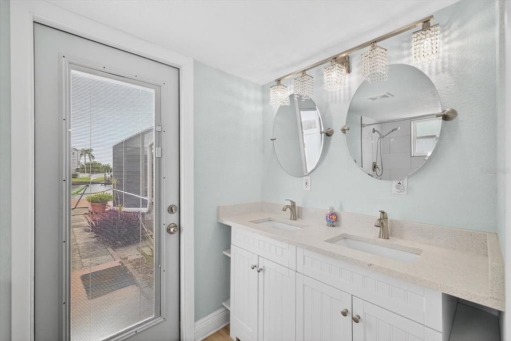 For Rent: $3,500 (3 beds, 3 baths, 2000 Square Feet)