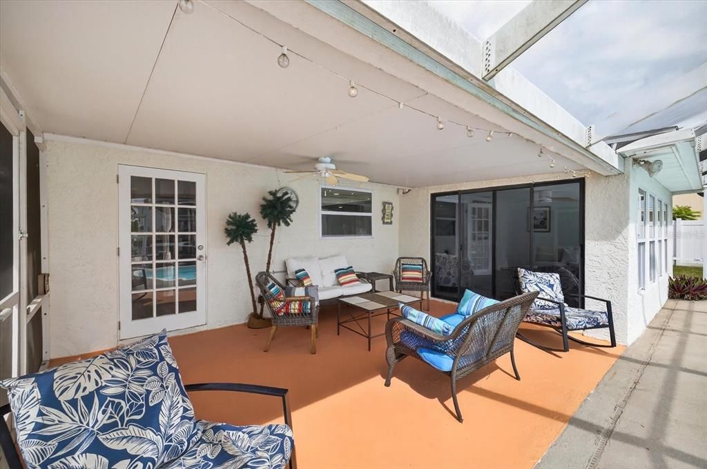 For Rent: $3,500 (3 beds, 3 baths, 2000 Square Feet)