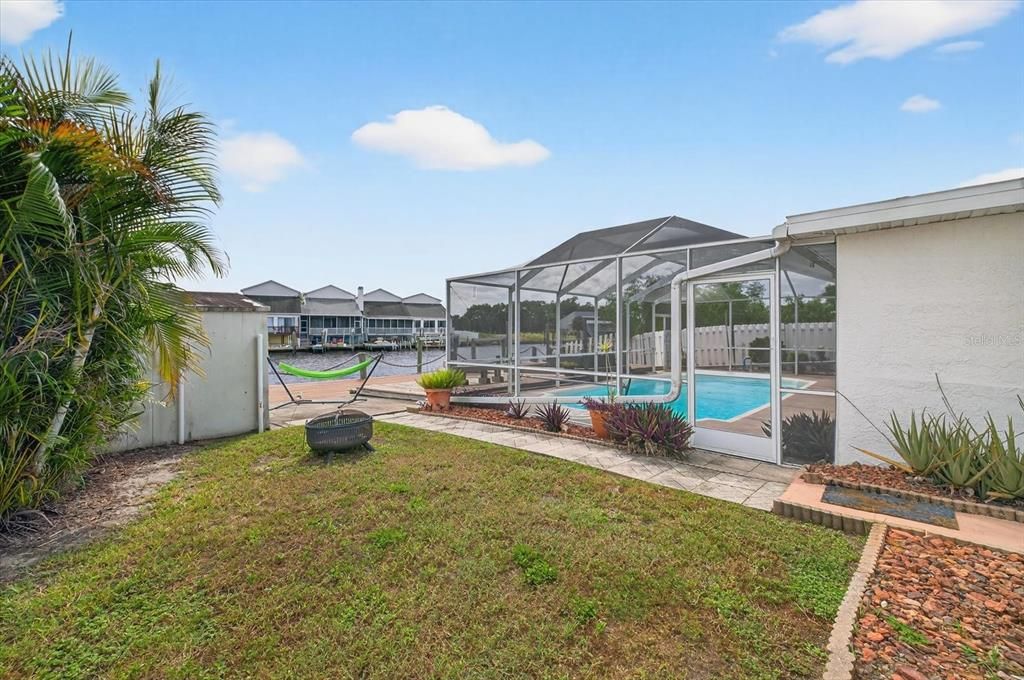 For Rent: $3,500 (3 beds, 3 baths, 2000 Square Feet)