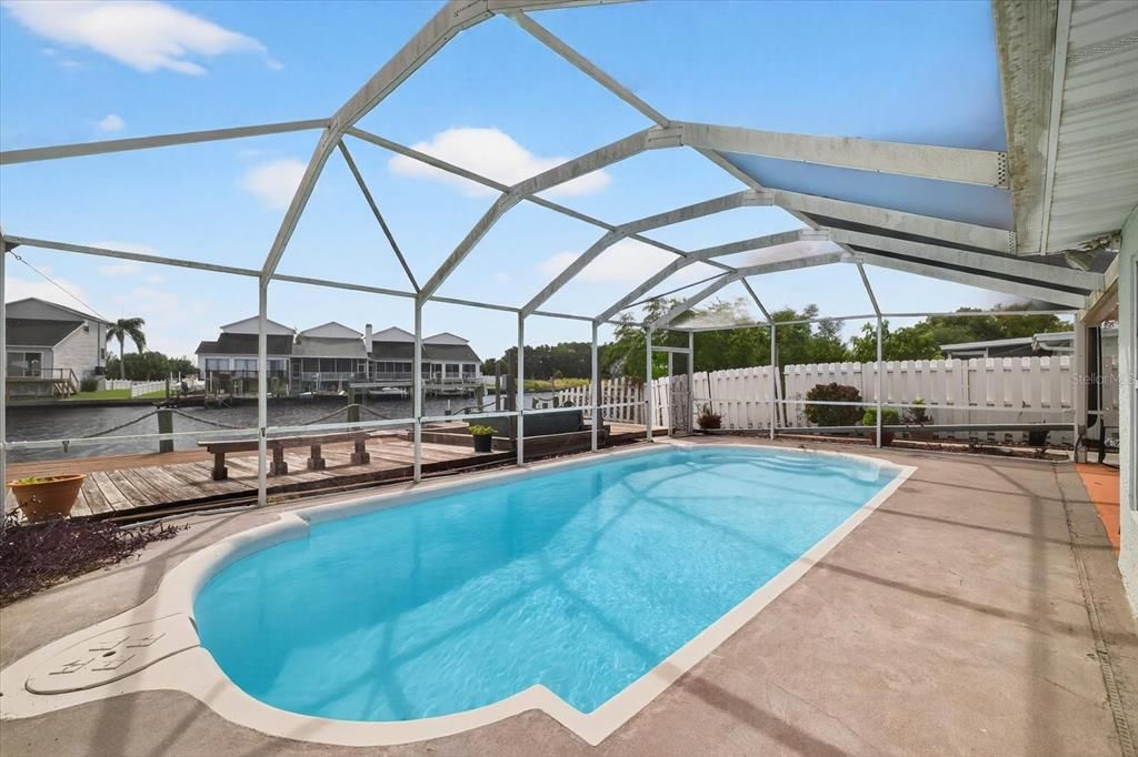 For Rent: $3,500 (3 beds, 3 baths, 2000 Square Feet)