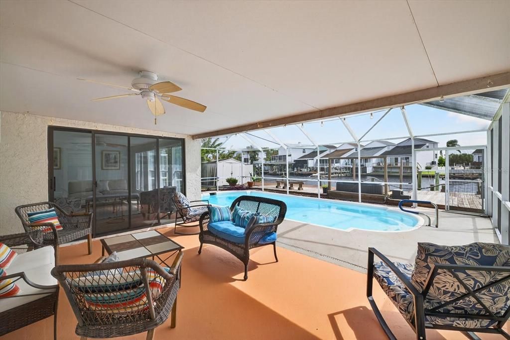 For Rent: $3,500 (3 beds, 3 baths, 2000 Square Feet)