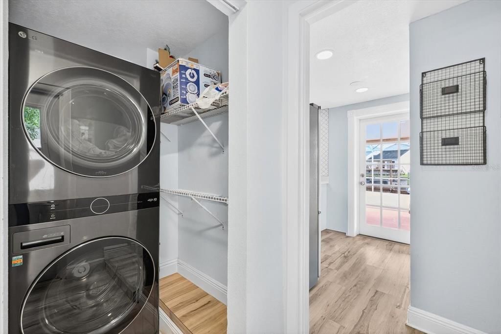 For Rent: $3,500 (3 beds, 3 baths, 2000 Square Feet)