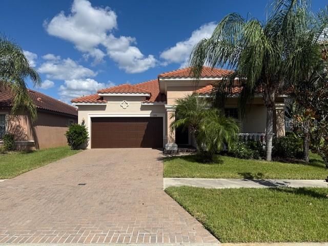 Recientemente alquilado: $2,500 (4 camas, 3 baños, 2065 Pies cuadrados)