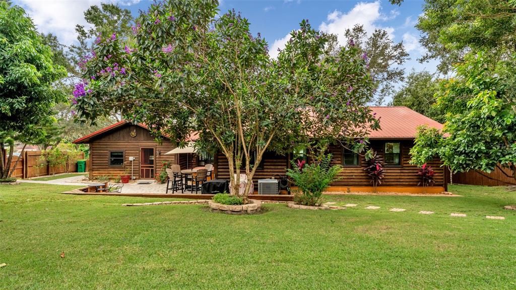 For Sale: $395,000 (3 beds, 2 baths, 1368 Square Feet)