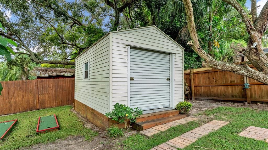 For Sale: $395,000 (3 beds, 2 baths, 1368 Square Feet)