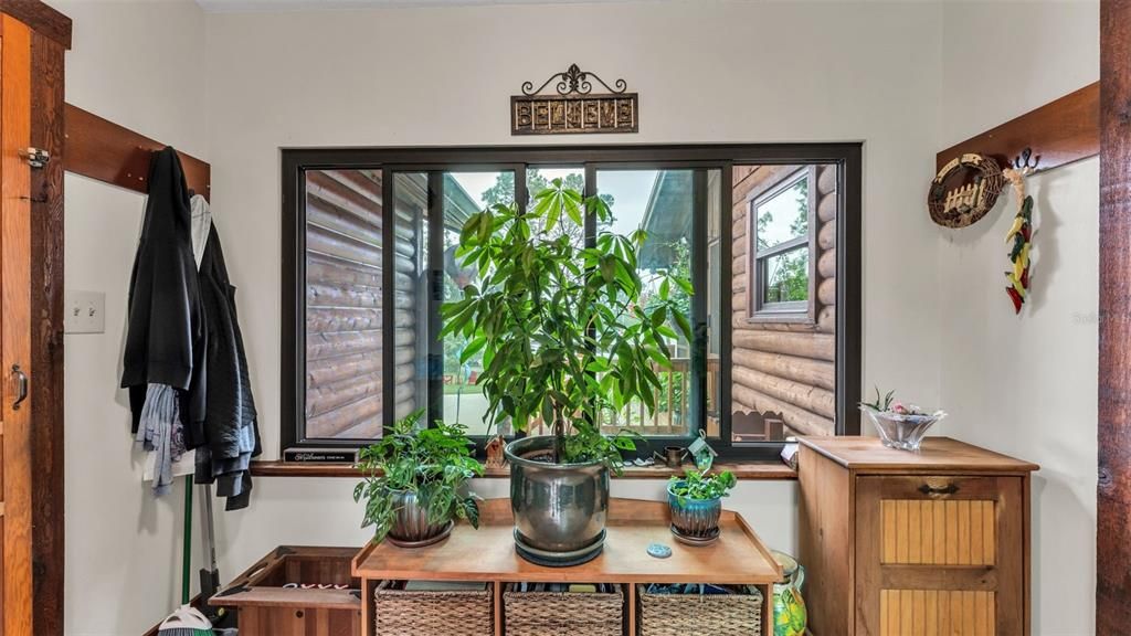 For Sale: $395,000 (3 beds, 2 baths, 1368 Square Feet)