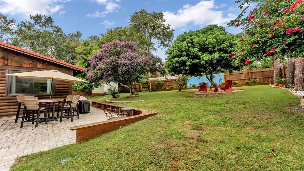 For Sale: $395,000 (3 beds, 2 baths, 1368 Square Feet)